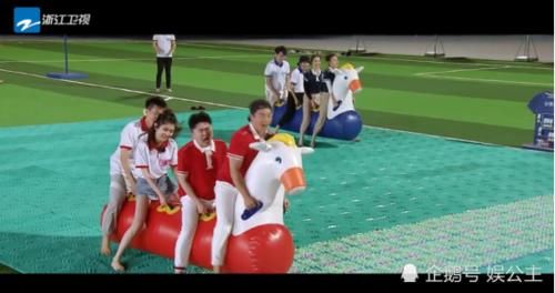  唐婉如|《奔跑吧8》张大大被蔡徐坤折磨成唐婉如！baby这身显腿短！