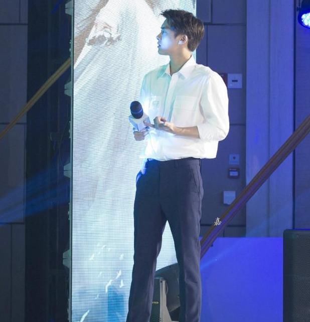  瘦下来|李易峰，一个月暴瘦20斤，方法主要有3点，学会1点就能轻松瘦下来