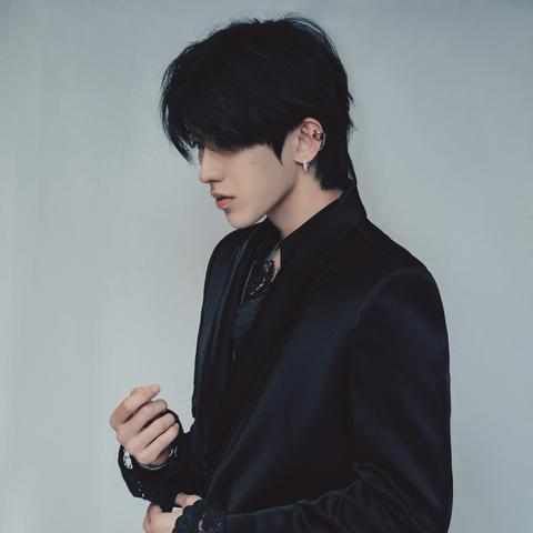  猜出|蔡徐坤没猜出EiEi上热搜了？到底是怎么回事？