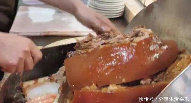 人几乎都|大叔街边卖小吃,30年来不涨价,一天准备2000个都不够卖