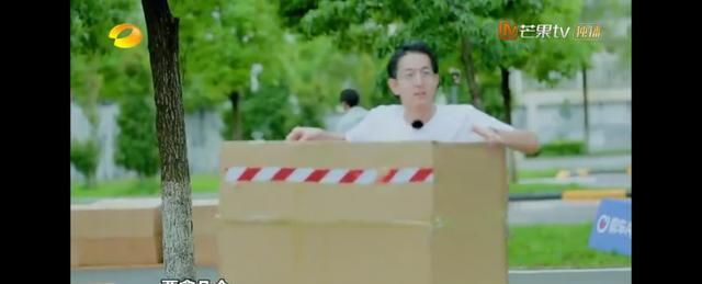  学好|尖叫鸡、压鞋、绑方向盘，明星学车这么“不正经”，能学好吗？