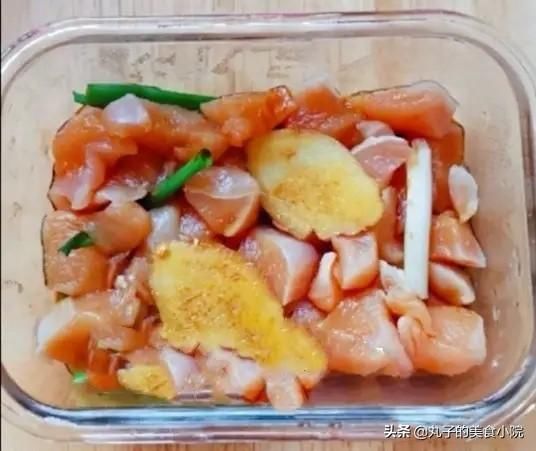  可口|酥皮自制鸡米花（教你一道鲜爽可口、外酥里嫩的爽口小吃）。