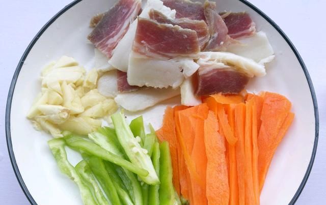  买不到|这种食材是天然的“长寿菜”，一般买不到，8月遇到别错过