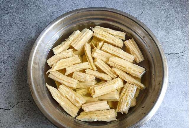  酱油|“它”就是“浓缩后的豆浆”，营养成分是鸡蛋好几倍，错过太亏了