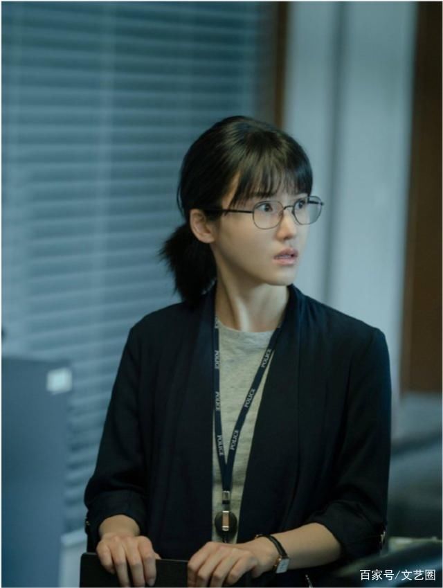  防护服|杨子姗重度洁癖，外人进屋需消毒或穿防护服，没穿鞋套把她气哭