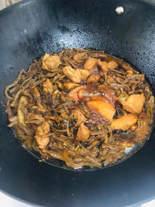  家人|夏季遇到这菜晒20斤，是菜又是药，钙是牛奶的6倍，家人常吃脾胃好