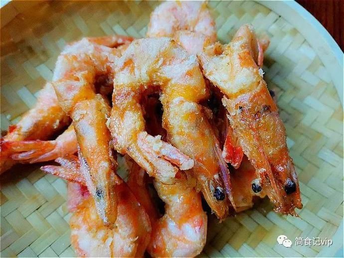 天天|大虾别再水煮，这样做贼解馋！肉质更嫩，滋味更浓，天天吃不会腻