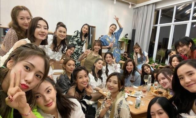  情人|《乘风破浪的姐姐》五公分组选歌，蔡徐坤《情人》张艺兴《莲》