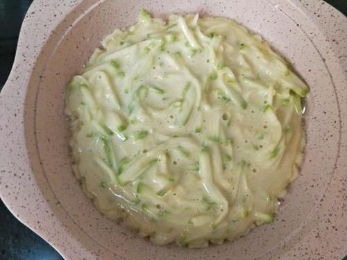 简单|西葫芦早餐饼,营养丰富又简单,一起来试试吧!