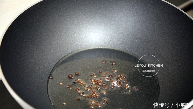  早饭|早饭多喝了一碗粥，多亏这道小菜，成本不到2块钱，几步上桌