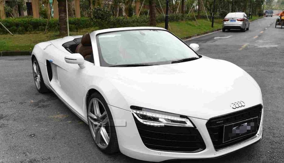  霸占|玛莎拉蒂多次霸占车位，玻璃被砸碎，网友：看你以后还敢不敢了