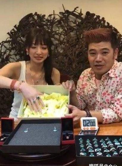  卖掉|男星当街被黑衣男威胁追债，为还4千万赌债卖掉爸妈房子妻离子散