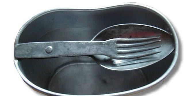 头等大事|吃饭才是头等大事,咱们的79饭盒前身——二战德军M1931单兵饭盒