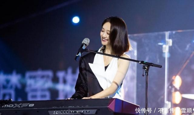 乘风破浪|《浪姐》第4次公演结束,蓝盈莹小作文透露:杨澜到底是谁请来的