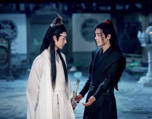  稳中有升|肖战连续两年问鼎“亚太区最帅面孔”，王一博稳中有升，位列第三