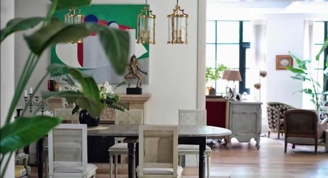  不想|张静初豪宅首次曝光！摆满古董品味高级，好友惊叹：不想出门了