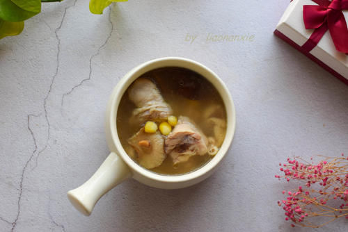 香菇|白露前后,爱用这几种材料炖汤,清甜可口不上火,不加调料都很鲜