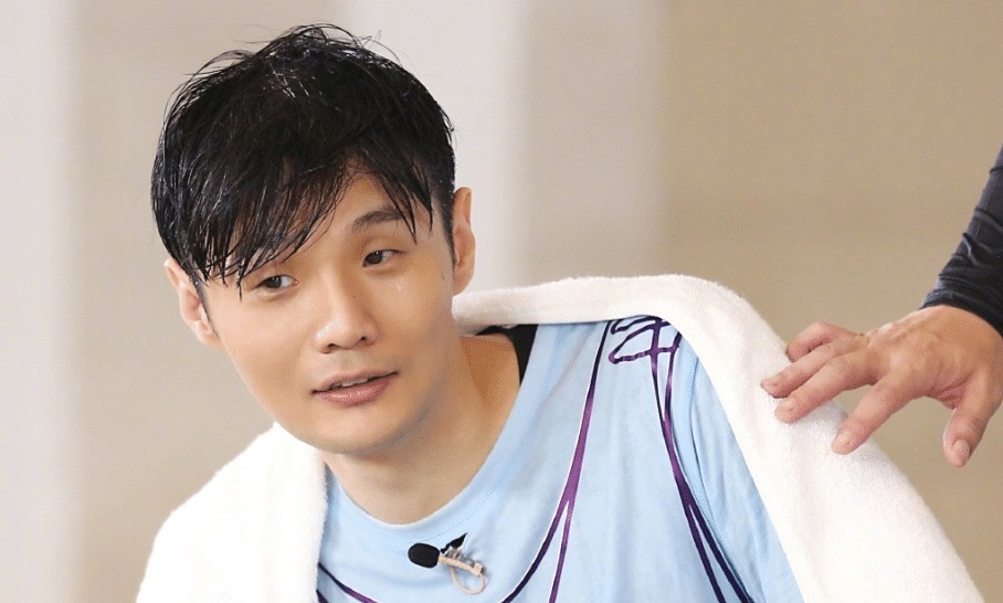 位歌手|蔡徐坤 李荣浩 周深 汪苏泷谁的演唱最动人跑男团的反应最真实