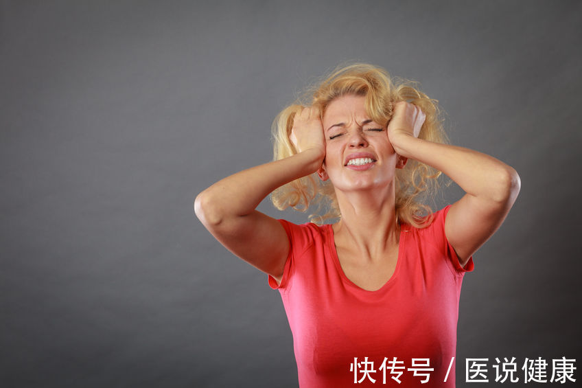 女性肝气郁结5种症状最明显(女性肝气郁结时，身体会有5种表现，不可放任不管，及时调理)