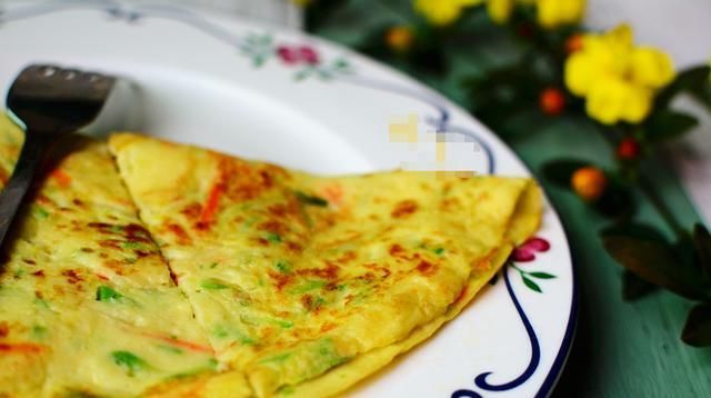  将胡萝卜|入秋后最爱这道菜，5元钱炒一大盘，晚餐吃它身材好！