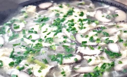 肉汤|秋天，多喝此汤，好喝又营养，比肉汤香，比西红柿汤鲜