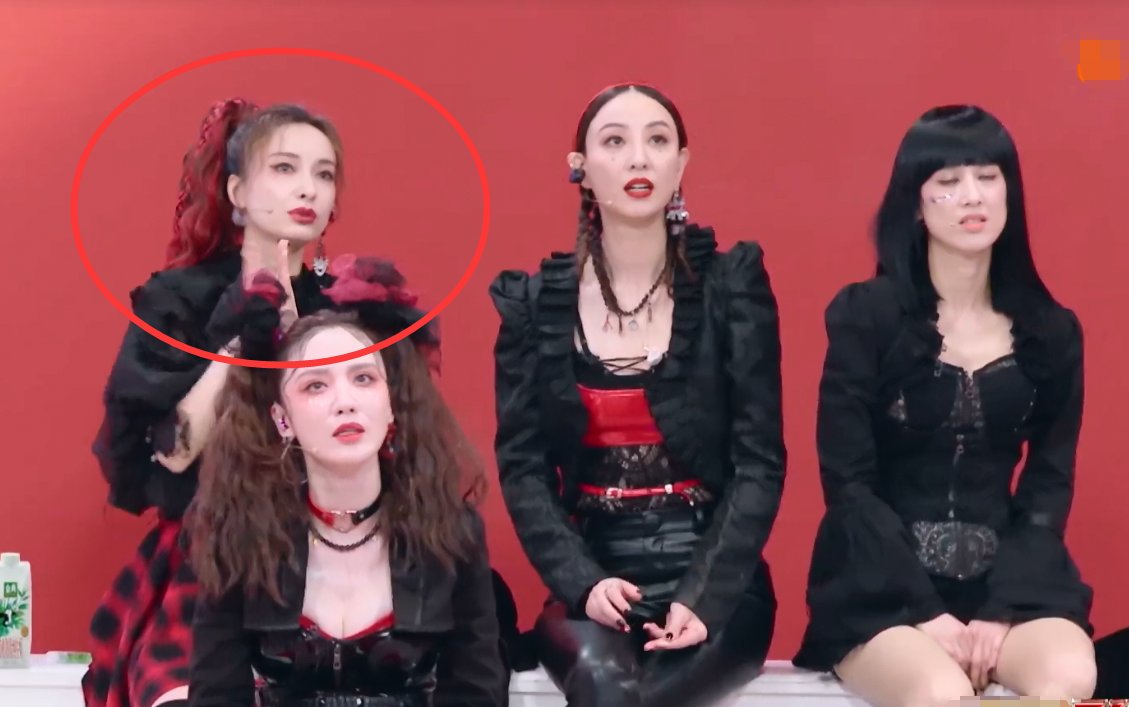  孟佳|都说吴昕废柴, 当孟佳垫底时, 她的反应暴露主持功力