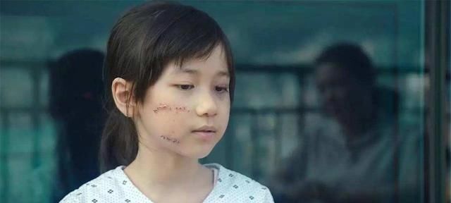 父母|14岁花季少女微笑着跳了楼:有女儿的父母,要告诉她这3句话