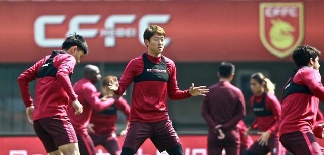  本赛季中超|中超联赛为什么采用分组赛制，分组赛制的比赛规则有哪些变化？