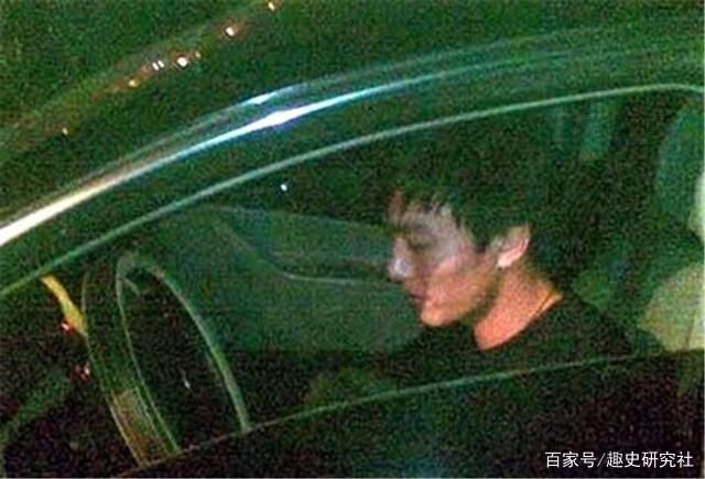 回到|“我爸是李刚”李启铭，重新回到社会，家人不认企业不要