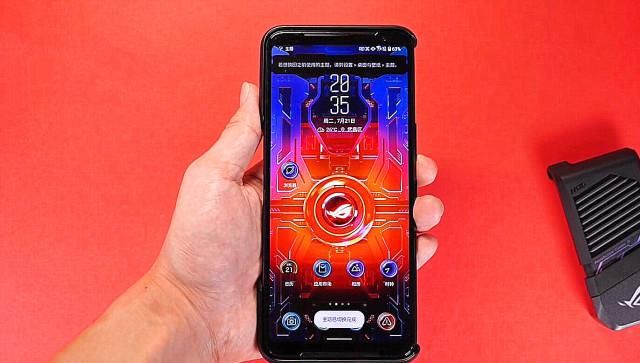  黑鲨游戏|强强对决！四款游戏手机优缺点汇总，这次还会纠结吗？