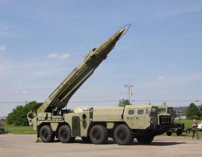  送给|该国送给中国“三件大礼”，推进中国军工20年，不是乌克兰