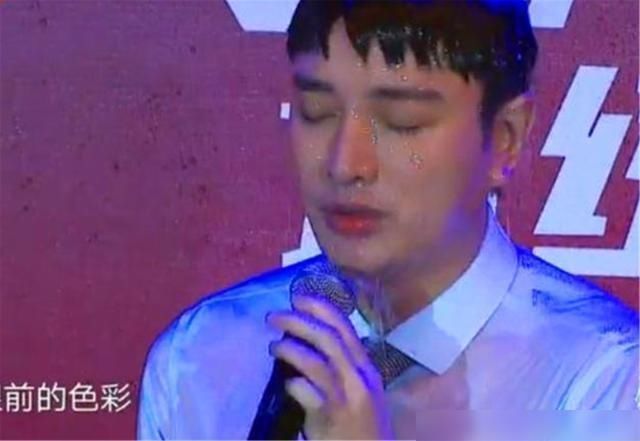 挑战|《极限挑战》节目组真能玩,王迅吊威亚,贾乃亮遭泼冷水