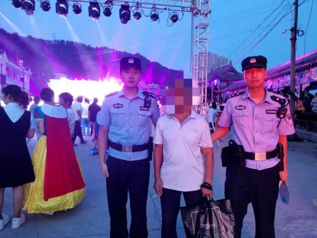 现场|紫阳一男子盗窃后销声匿迹现身“文化节”现场被抓