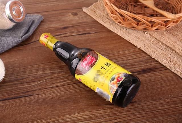  蚝油|家庭主妇必知：老抽、生抽、蚝油、酱油的区别，才能烧出好菜