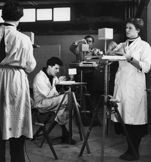  审美|100岁的包豪斯如何撕碎古典审美