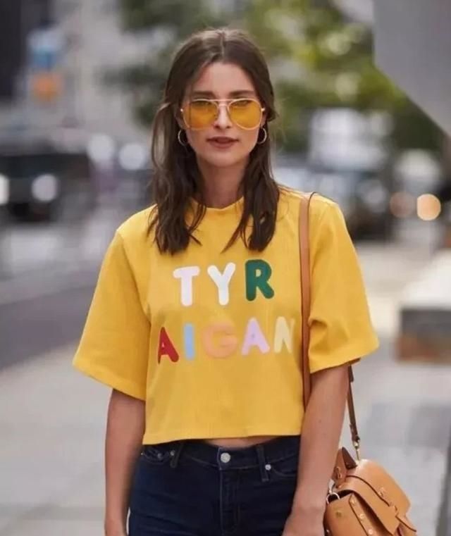  显白|黑黄皮就不能随心所欲穿衣？参考佟丽娅的选色技巧，让你显白N倍