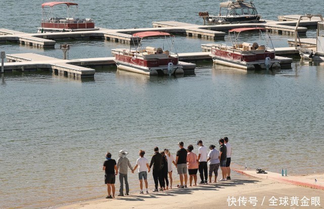 湖底|《Glee》女星溺亡揪心细节曝光:拼命将4岁儿子举上船,精疲力尽沉湖底