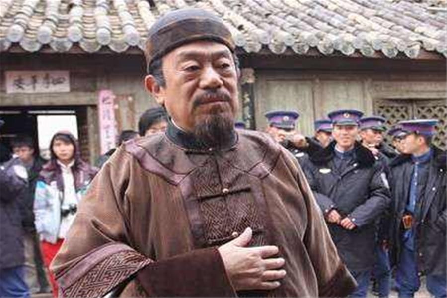 低调|高明：演艺界顶级老戏骨，曾一举拿下五个影帝，一生低调零绯闻