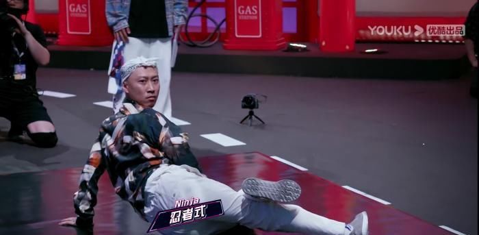  Freestyle|《街舞3》霹雳毒鸡赛后爆料为什么海选赛场跳Freestyle 晋级太难 自己上一个人