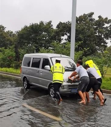 暴雨|暴雨来，他们在！昨天郯城这场雨到底多大？