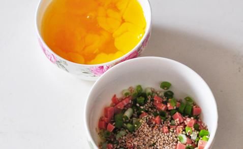 酥脆|土豆不要炒着吃了,2分钟学会新吃法,焦香酥脆,全家大小抢着吃