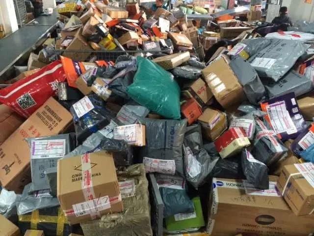  杭城|12年，从一无所有到扎根杭城，这个快递小哥做到了！