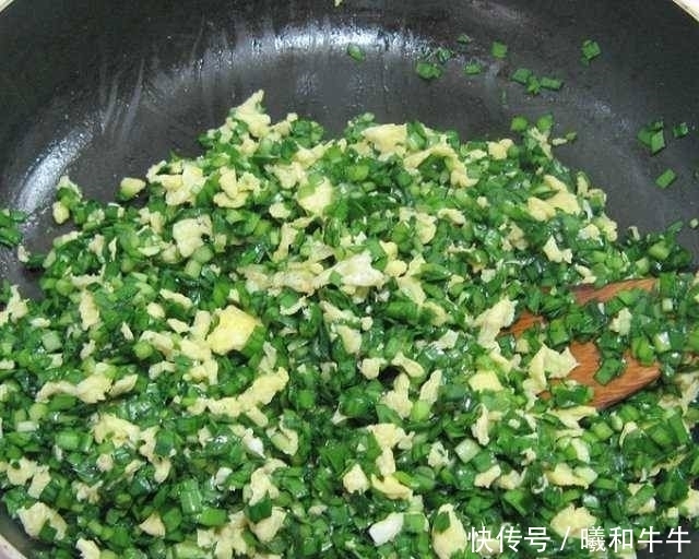 面团|童年记忆的味道-韭菜鸡蛋包子