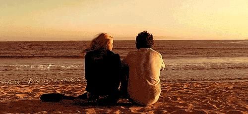 报复|“我曾经深爱他，现在最恨的也是他”：恋人到仇人，报复是必经之路吗？