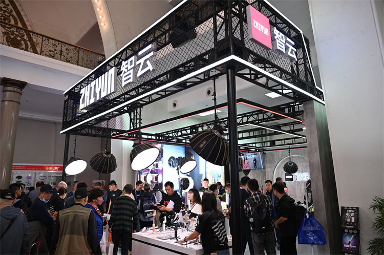 2023P&E丨持续推动影像创作轻量化，智云新品亮相China P&E
