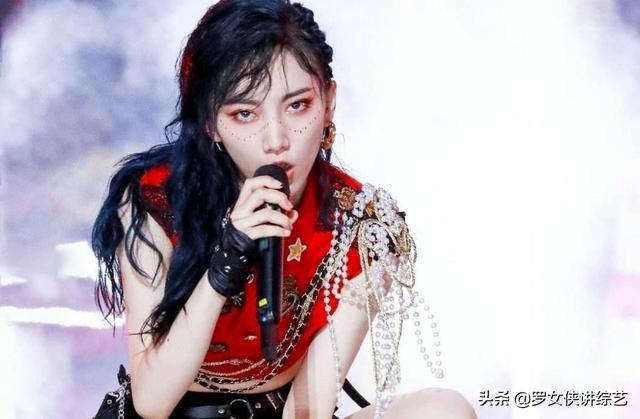  小姐姐|挺进决赛却无人识的苏芮琪，全能小姐姐没成团太可惜