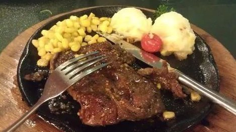 刀叉|自己去吃牛排,不敢去上厕所服务员刀叉如此摆,我们就不收