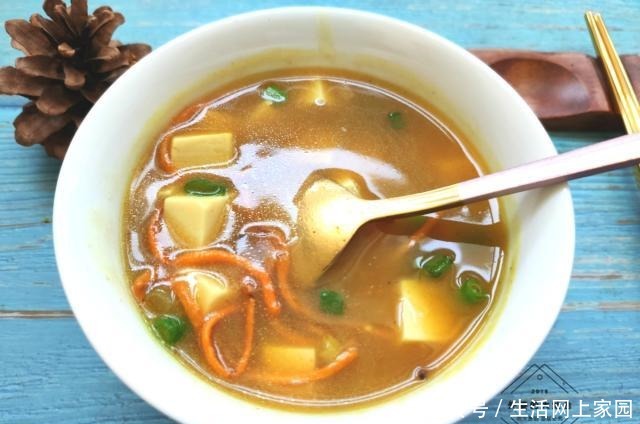 常喝|秋天,宁可不吃肉也要常喝这碗汤,3块钱煮一锅,赛过排骨汤