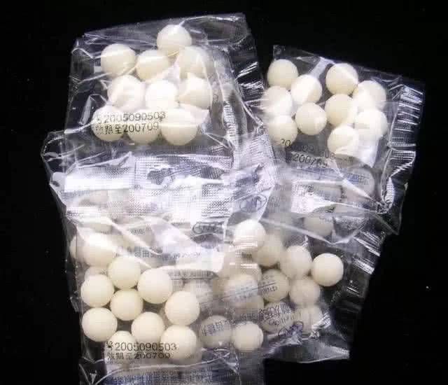 喜欢吃|几种黑名单糖果,第二个是虫子,最后一个可以吃一年