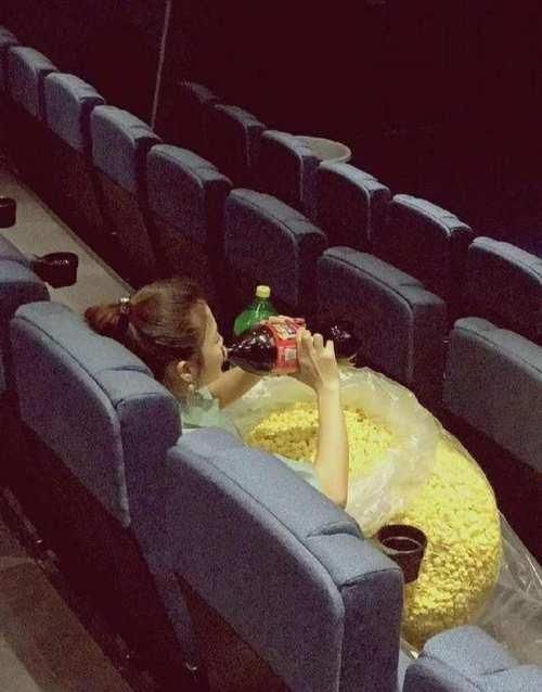 消防栓|消防栓:我想开了!栏杆:不,你不想